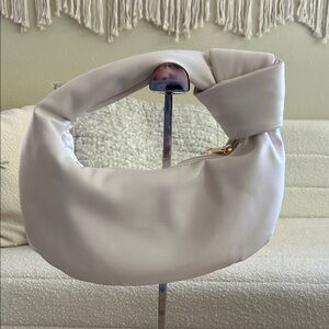 Elegant Cream Women's Bag